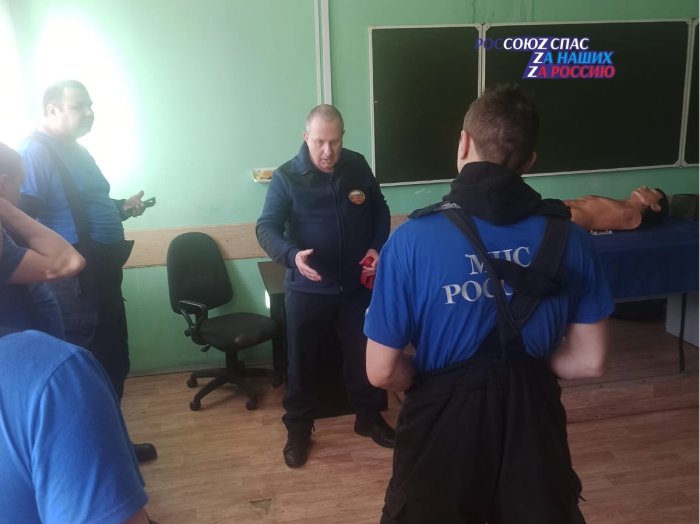 Учебно-методический центр РОССОЮЗСПАСа обучает пожарных г. Москвы